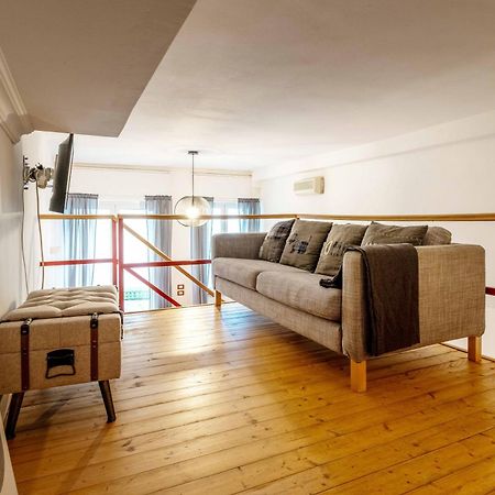 One Bedroom Apartment With Terrace Near Duomo Milan Luaran gambar